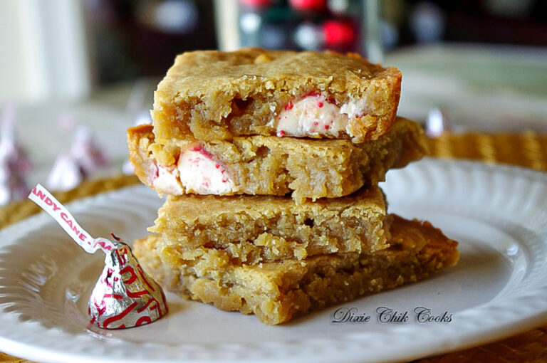 Candy Cane Crunch Blondies