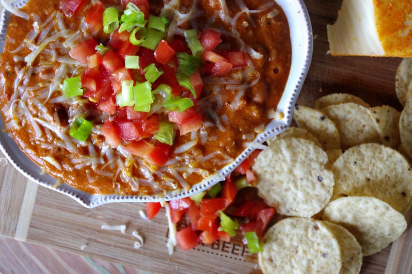 Hot Buffalo Wing Cheddar Chili Dip