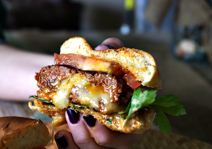 White Cheddar and Pineapple Stuffed Chorizo Burger 6 White Cheddar and Pineapple Stuffed Chorizo Burger