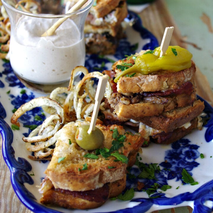 Roast Beef, Bacon and Mozzarella Slider