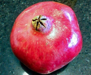 How to Open a Pomegranate