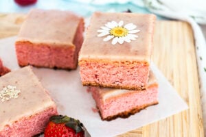 Strawberry Blondies with White Chocolate Strawberry Ganache